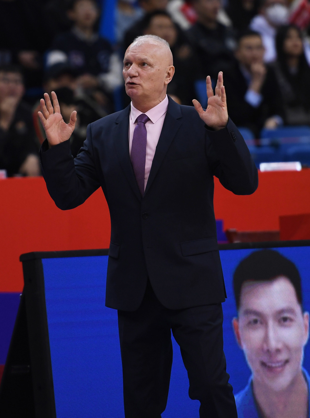 南宫电竞大舞台关于这也行？转会期北京首钢调整名单以备CBA季后赛犹他爵士官宣签约备战CBA常规赛，葡萄牙体育赛前回应争议的信息